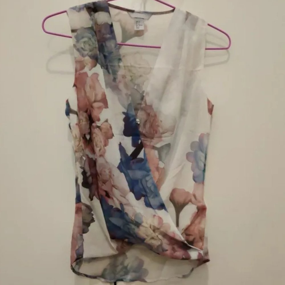 H&M Floral Sleeveless Silky Top XS